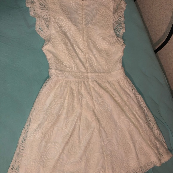 Lace Dress - Picture 3 of 3